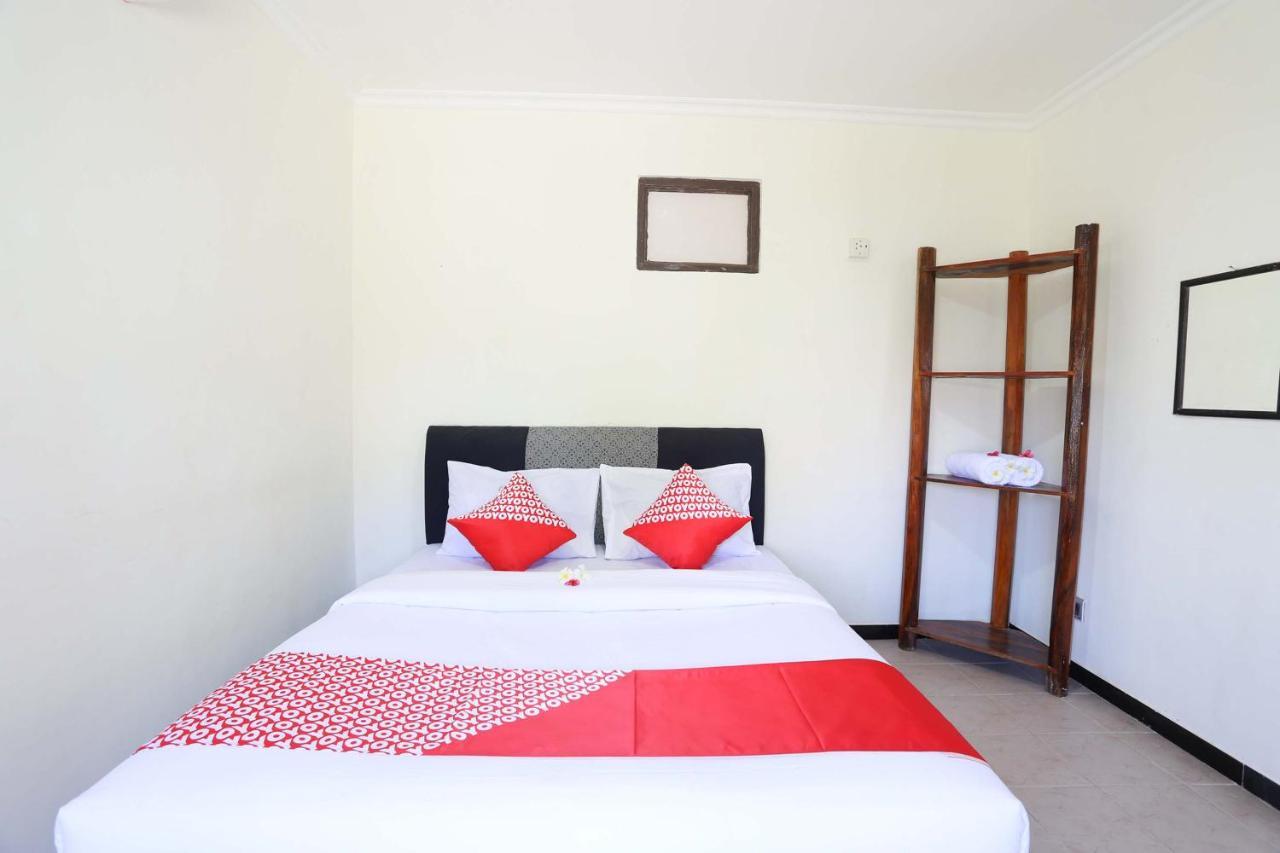 โอโย 1651 ปูรนามา บีช โฮเต็ล Hotel Kuta  ภายนอก รูปภาพ